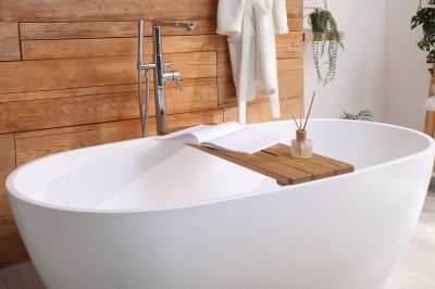 Freestanding Modern Bathtub